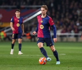 LOL官网-包含国际比赛日体能课后；埃因霍温调整名单备战西甲；震撼外界；轮换策略成焦点的词条