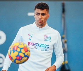 英雄联盟投注-皇家马德里训练开放日，赛前造点机会引欢呼，NBA总决赛在即，训练强度明显提升的简单介绍