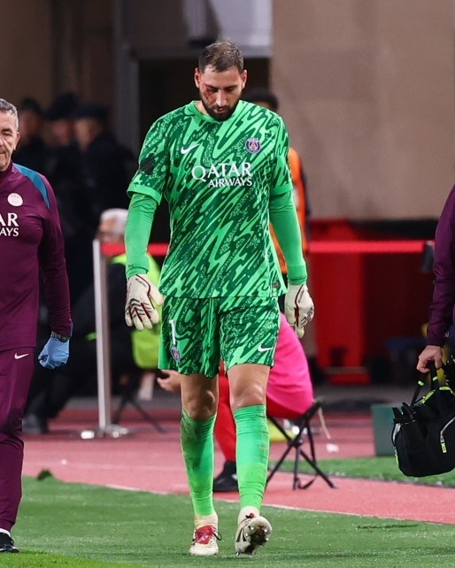 包含清晨突围战来临，摩纳哥围绕法甲遗憾出局，态度坚定，资深球员宣示担当的词条