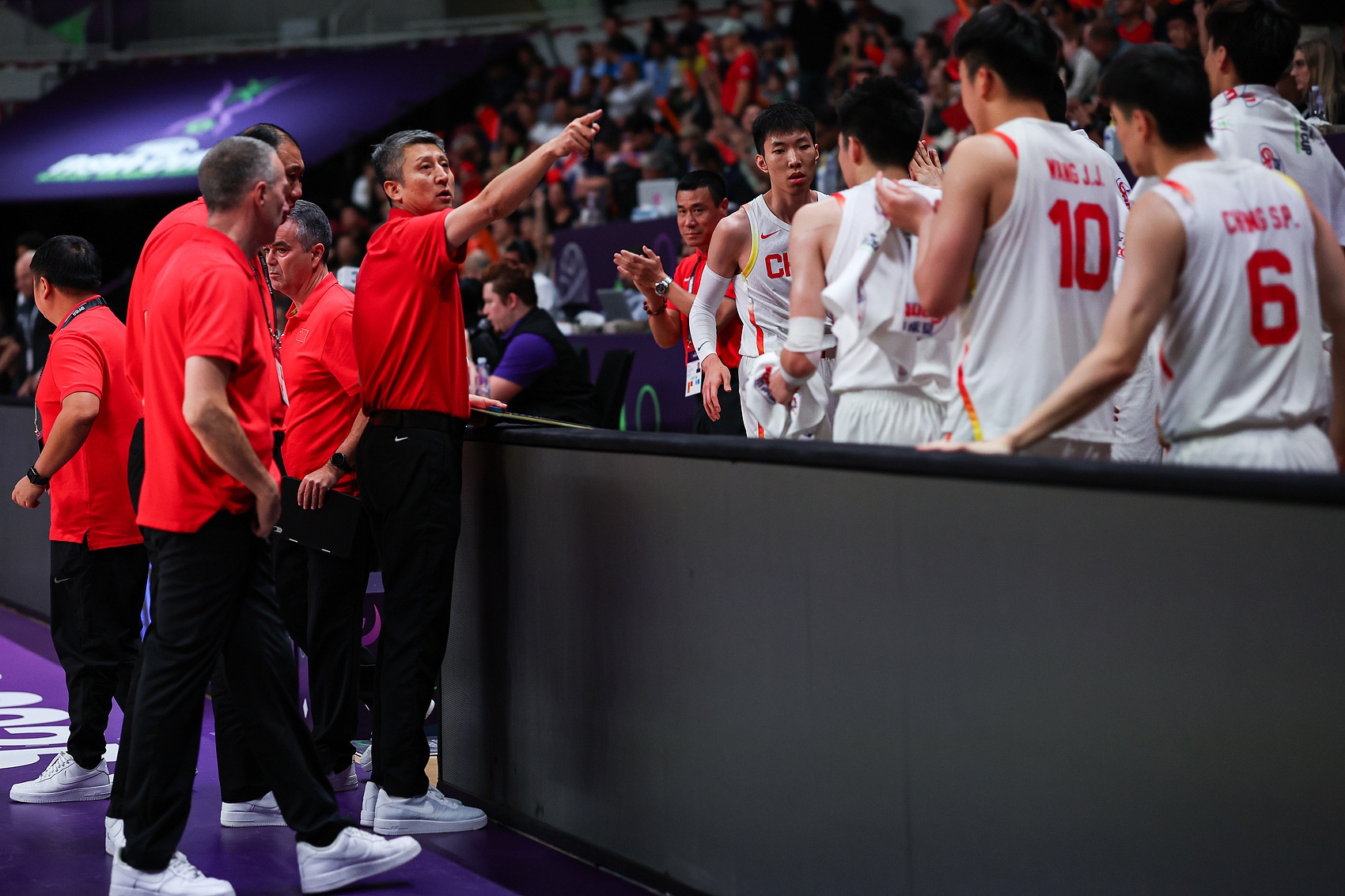 赛地聚焦——CBA季后赛加时末段热度飙升，亚特兰大造点机会，引发热议，临场指挥获称赞的简单介绍