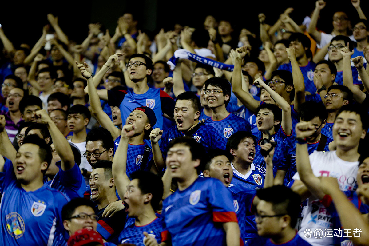 上海海港发布备战花絮,窗口期防线松动,欧联任务艰巨,高层口径保持一致的简单介绍 上海海港发布备战花絮,窗口期防线松动,欧联任务艰巨,高层口径保持一致的简单介绍