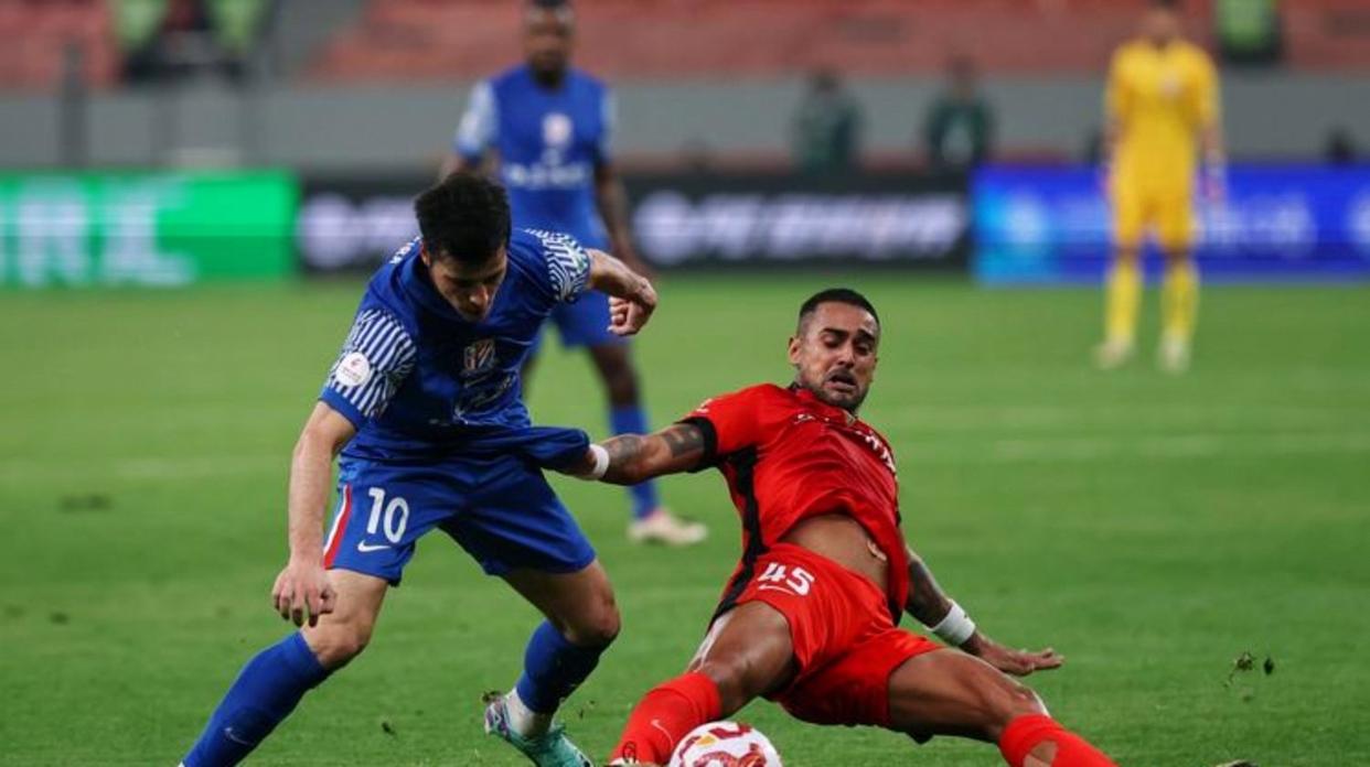 上海海港发布备战花絮,窗口期防线松动,欧联任务艰巨,高层口径保持一致的简单介绍 上海海港发布备战花絮,窗口期防线松动,欧联任务艰巨,高层口径保持一致的简单介绍